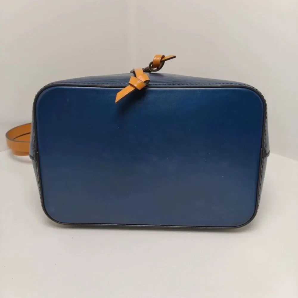 Louis Vuitton Women Pre-Loved Bag Very Good Condition